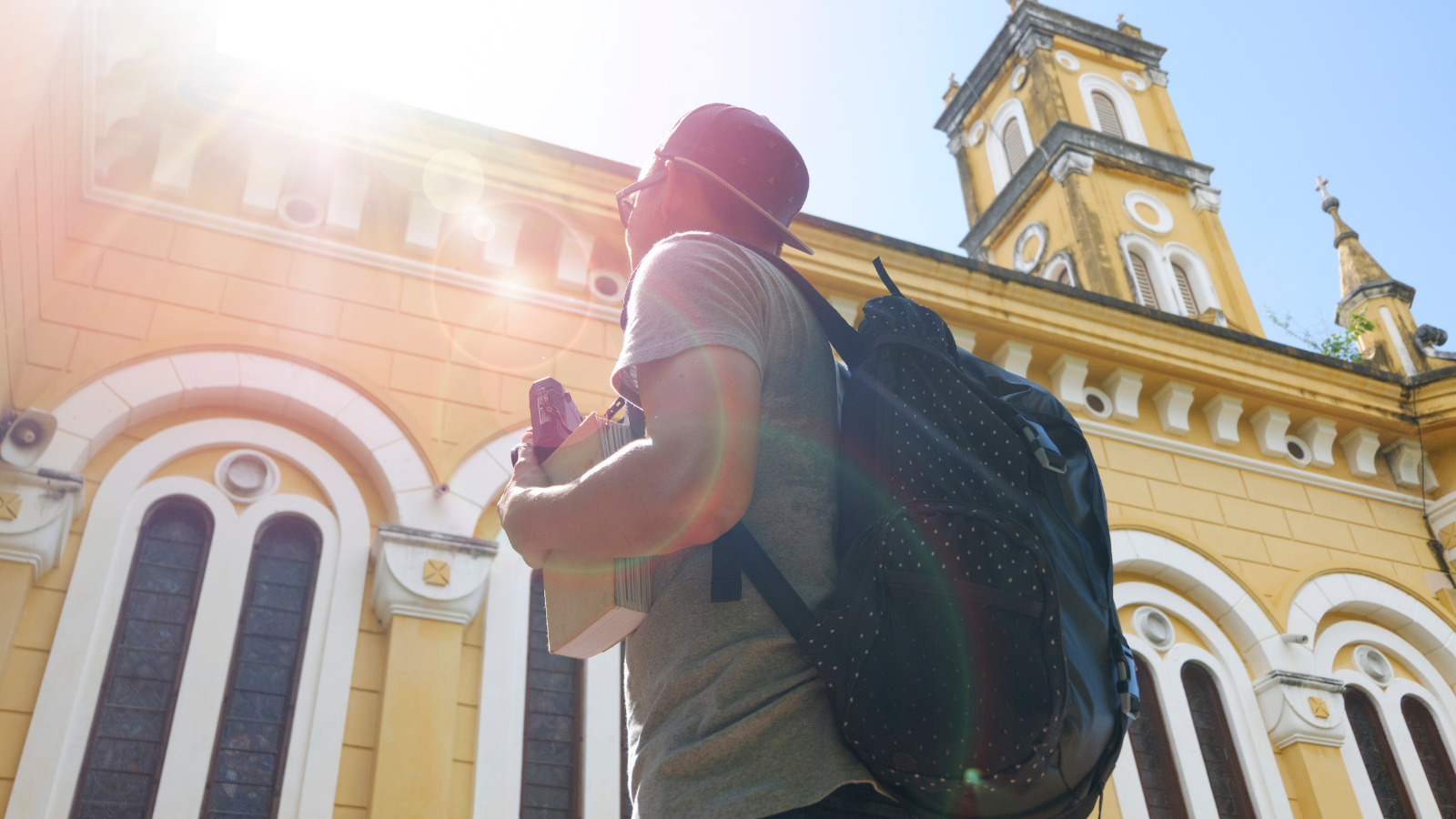 What to Expect When Studying Abroad: Tips for New Travelers