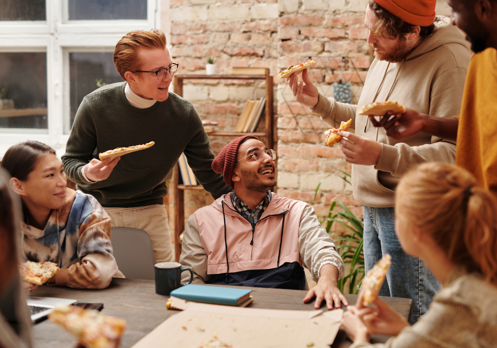 students-eating-and-talking-gallery Students exchanging language over a meal