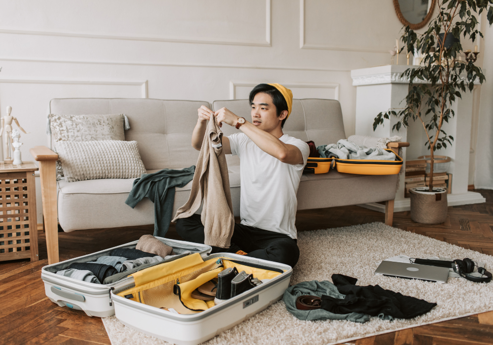 yellow-hat-student-packing-gallery Student packing for study abroad trip