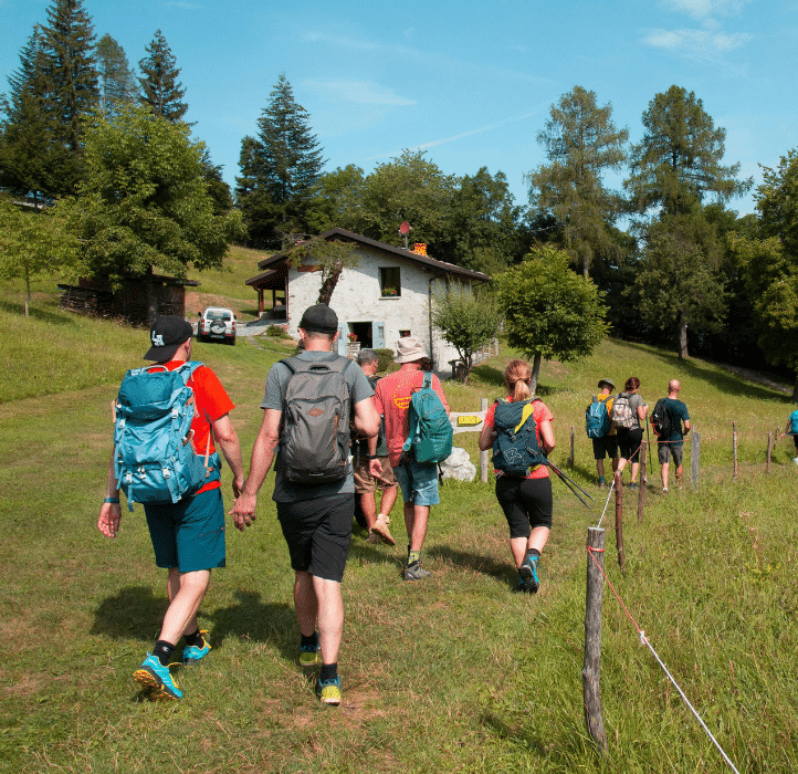 Students exploring famous landmarks while studying abroad
